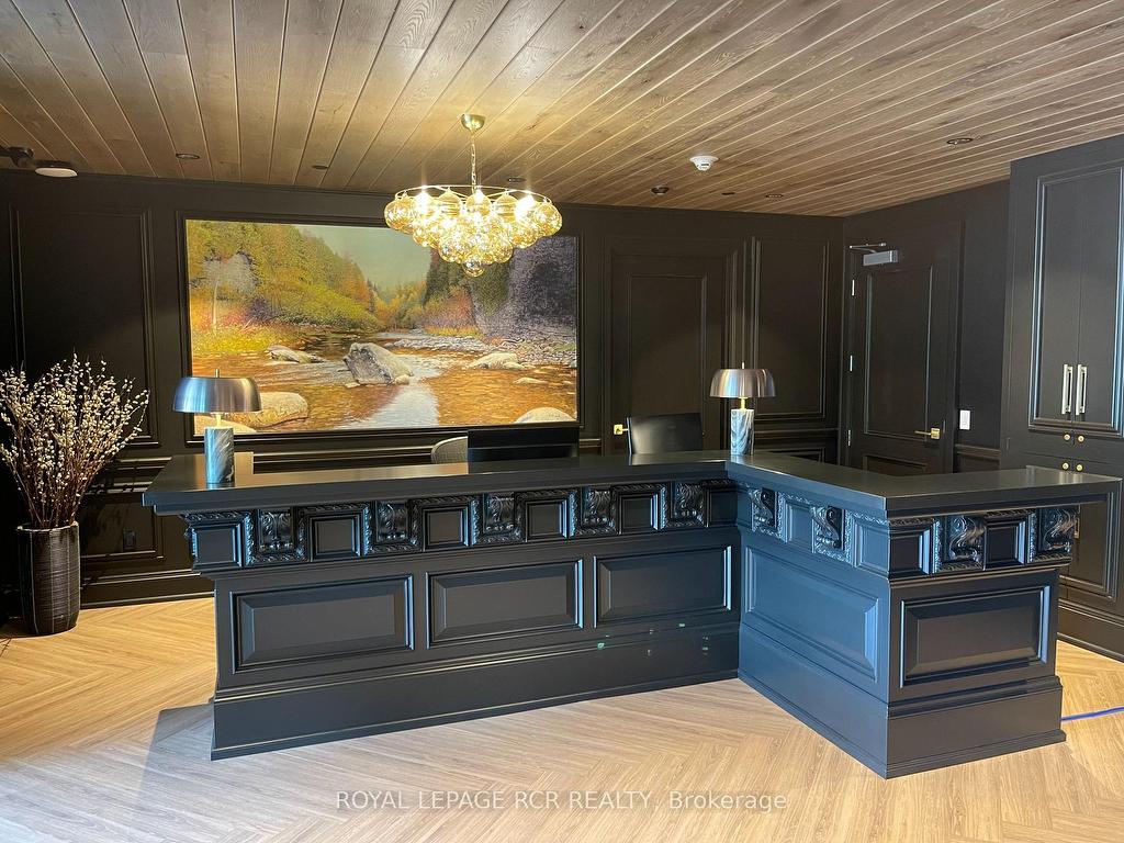 









6523


Wellington Rd 7

Road,
Centre Wellington,




ON
N0B 1S0

