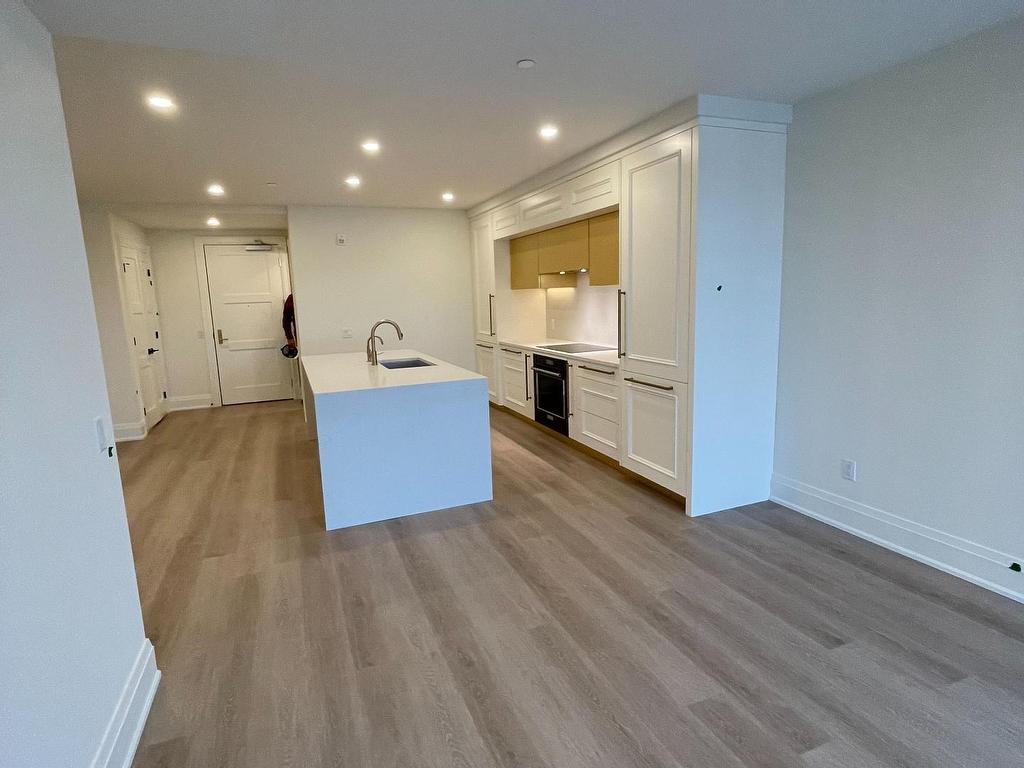 









6523


Wellington Rd 7

Road,
Centre Wellington,




ON
N0B 1S0


