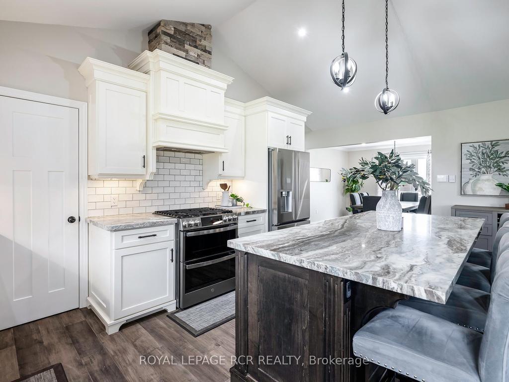 









485201


30th

Side Road,
Amaranth,




ON
L9V 1N7

