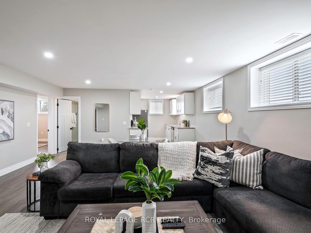 









485201


30th

Side Road,
Amaranth,




ON
L9V 1N7

