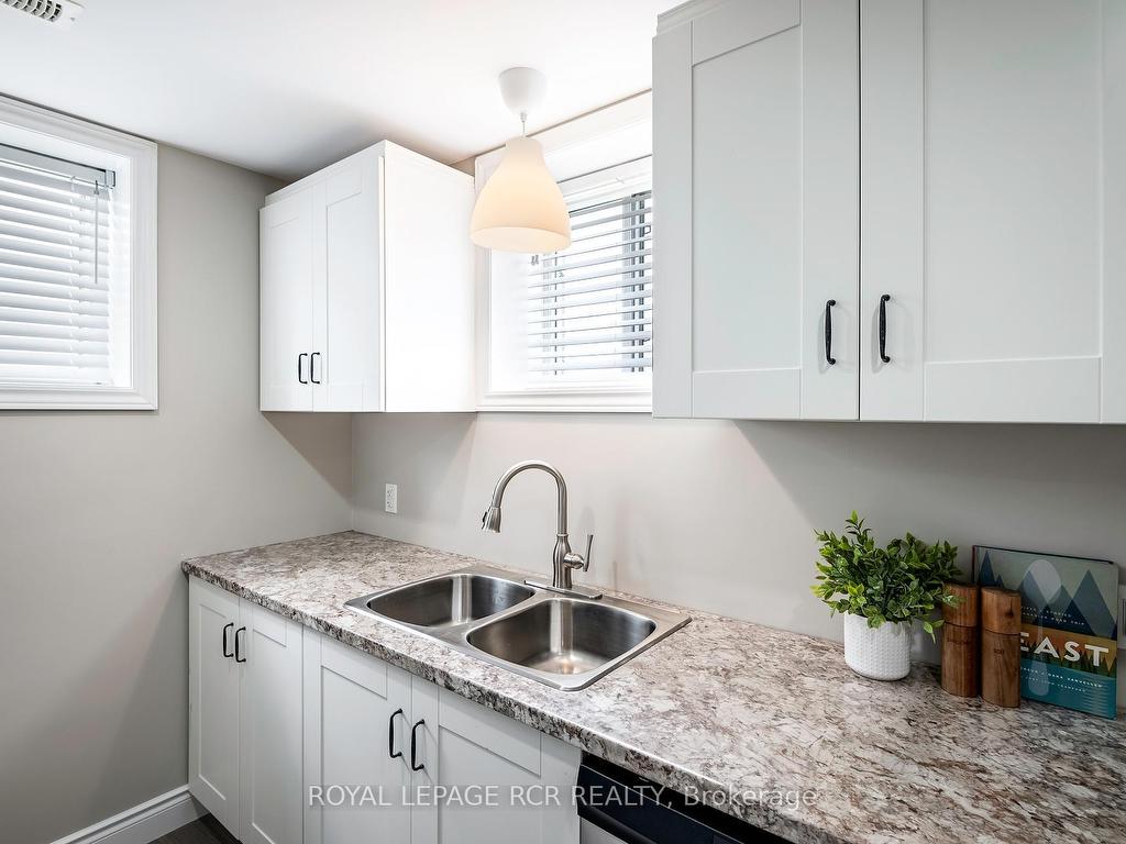 









485201


30th

Side Road,
Amaranth,




ON
L9V 1N7

