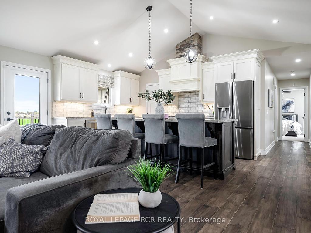 









485201


30th

Side Road,
Amaranth,




ON
L9V 1N7

