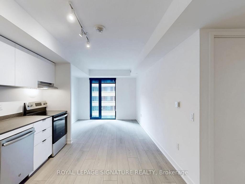 









61


Charles

Street East, 520,
Toronto,




ON
M4Y 0K7

