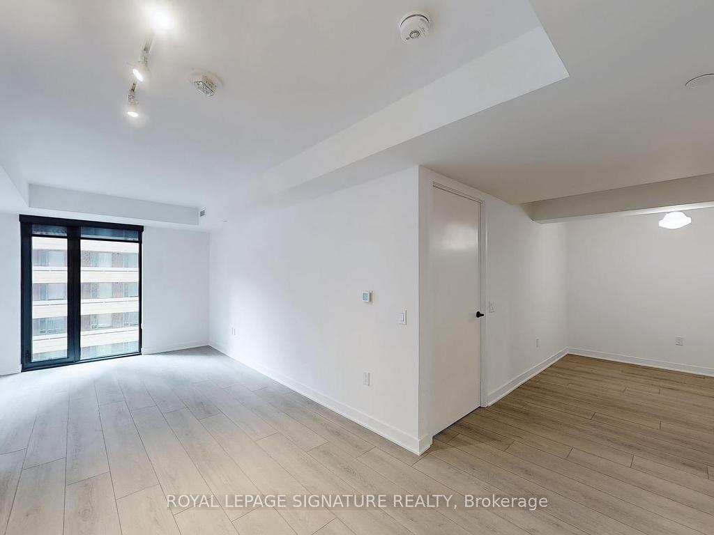 









61


Charles

Street East, 520,
Toronto,




ON
M4Y 0K7

