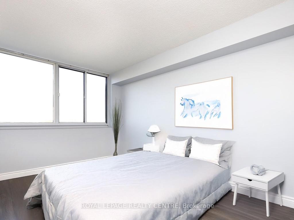 









1001


Cedarglen

Gate, 502,
Mississauga,




ON
L5C 4R2

