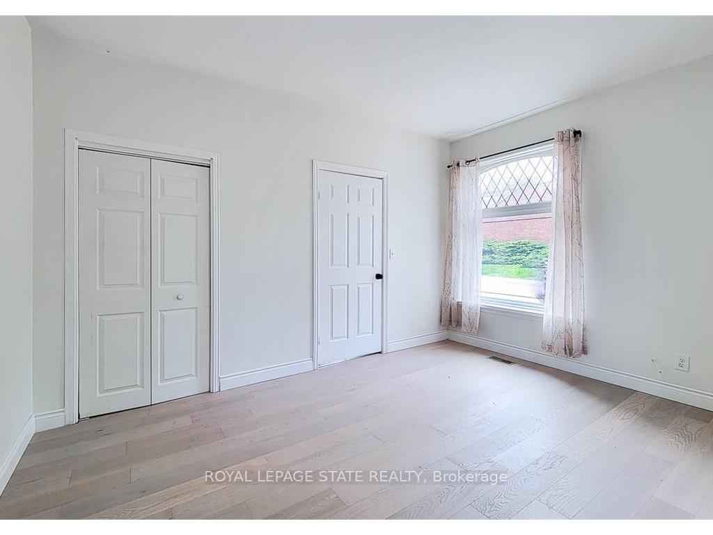 









115


Main

Street West, Main,
Grimsby,




ON
L3M 1R5

