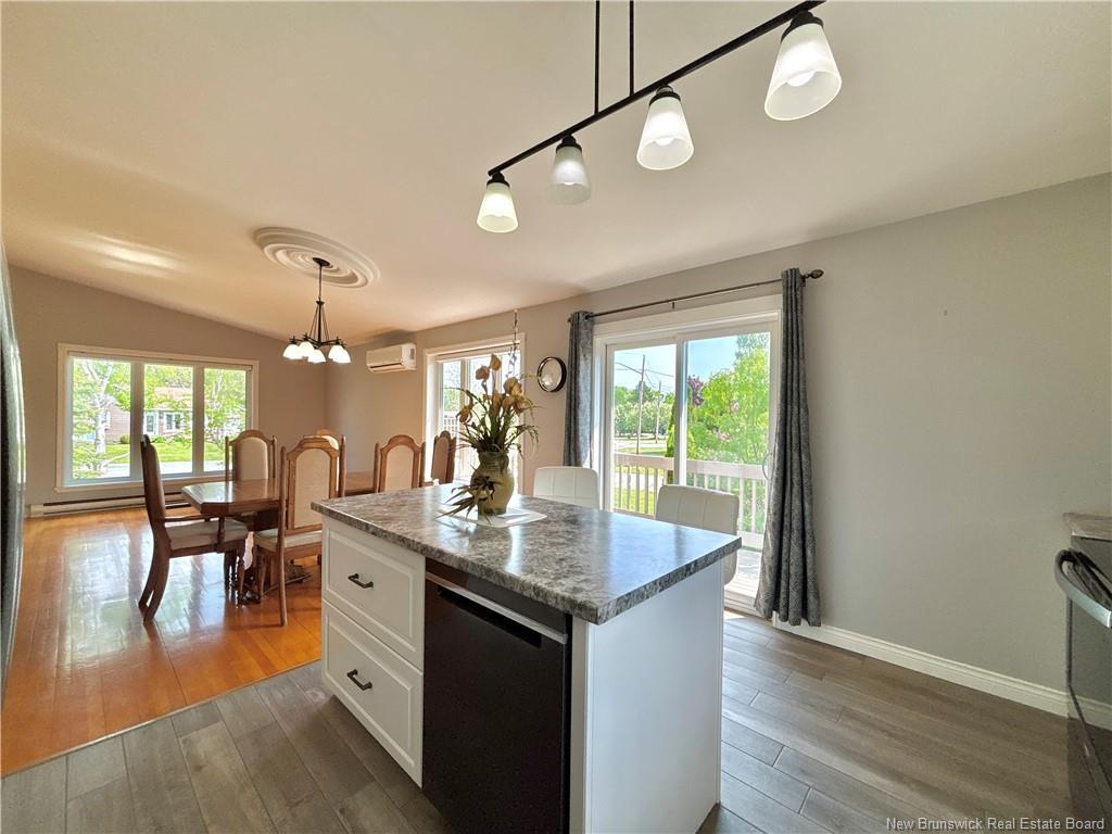 









784


St Pierre

,
Beresford,




NB
E8K 1S1

