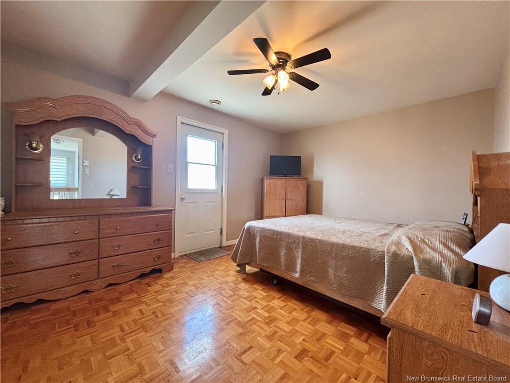 









784


St Pierre

,
Beresford,




NB
E8K 1S1

