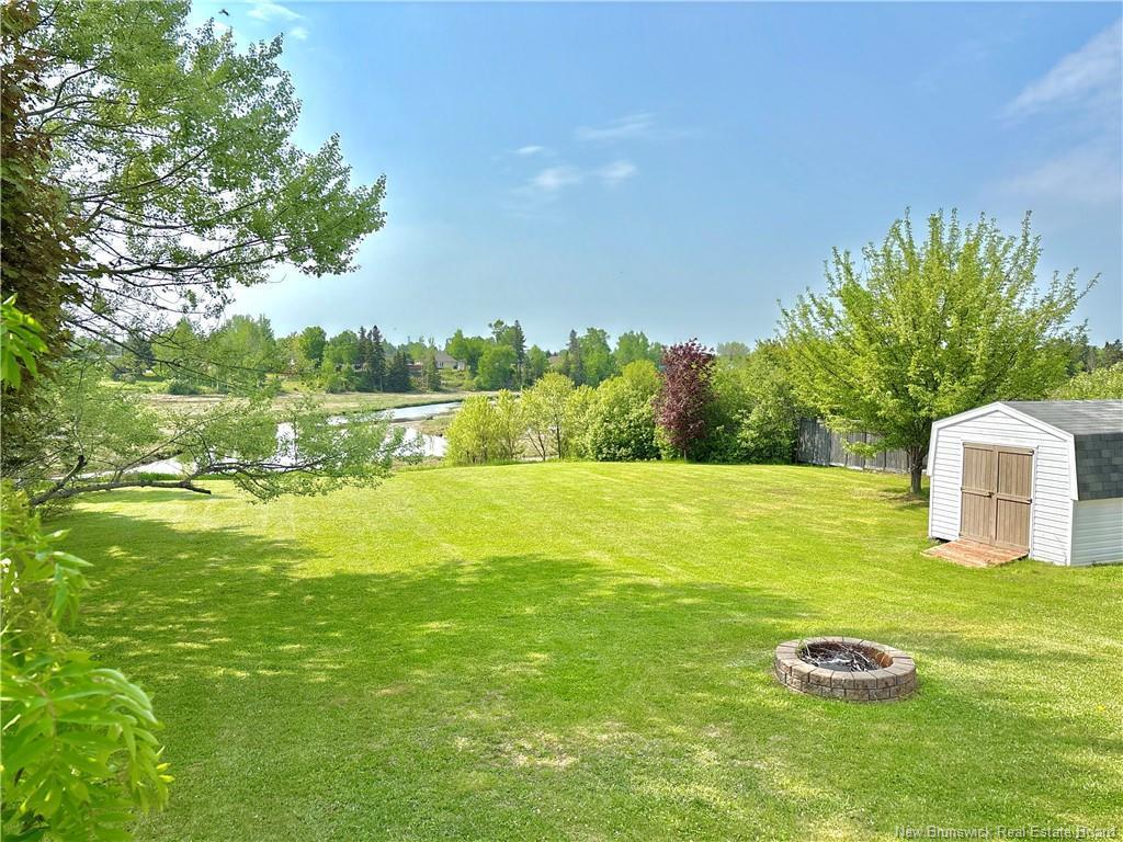 









784


St Pierre

,
Beresford,




NB
E8K 1S1


