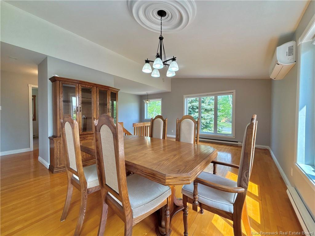 









784


St Pierre

,
Beresford,




NB
E8K 1S1

