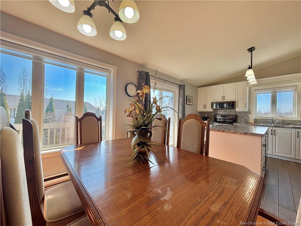 









784


St Pierre

,
Beresford,




NB
E8K 1S1

