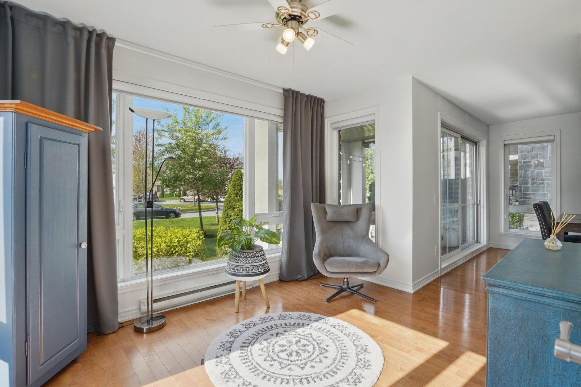 









3250


Rue Olivier-Beaulieu

, 105,
Longueuil (Le Vieux-Longueuil),




QC
J4N0G8

