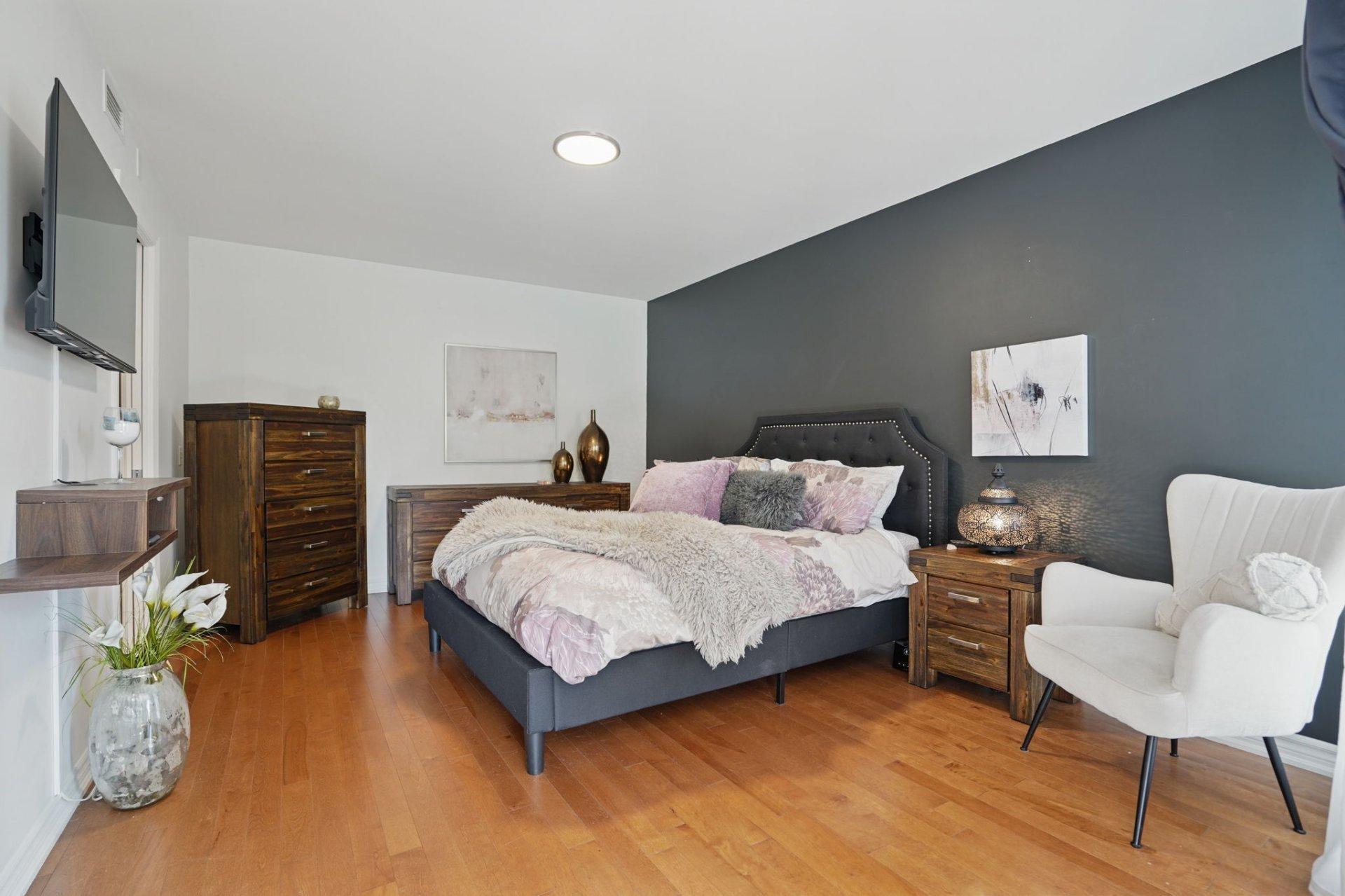









3250


Rue Olivier-Beaulieu

, 105,
Longueuil (Le Vieux-Longueuil),




QC
J4N0G8

