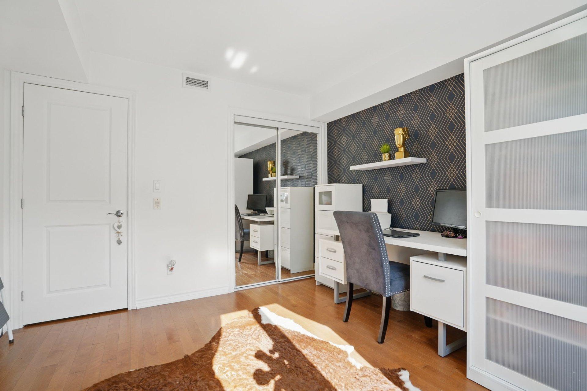 









3250


Rue Olivier-Beaulieu

, 105,
Longueuil (Le Vieux-Longueuil),




QC
J4N0G8


