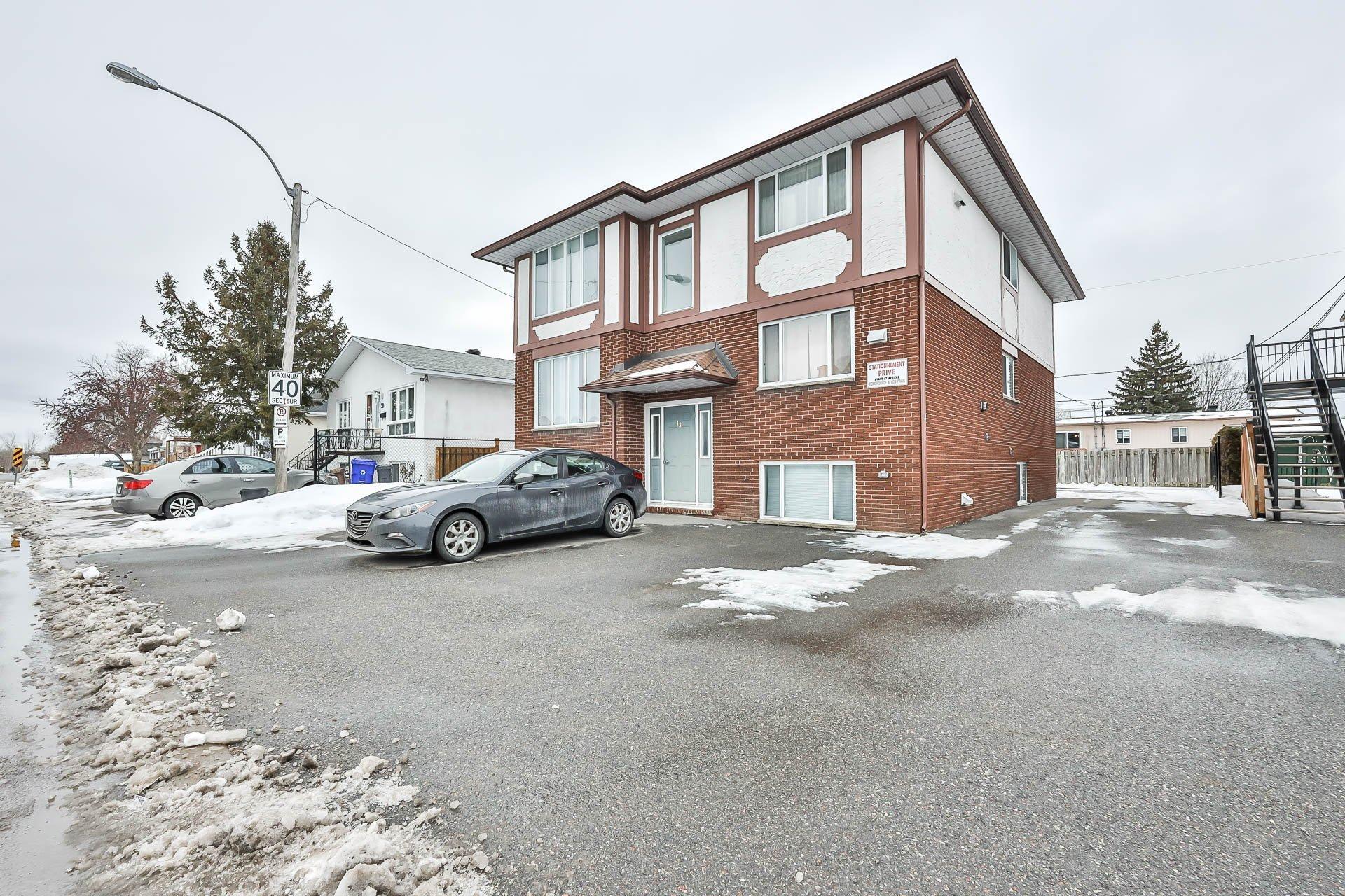 









43


Rue Nilphas-Richer

,
Gatineau (Gatineau),




QC
J8T2W6

