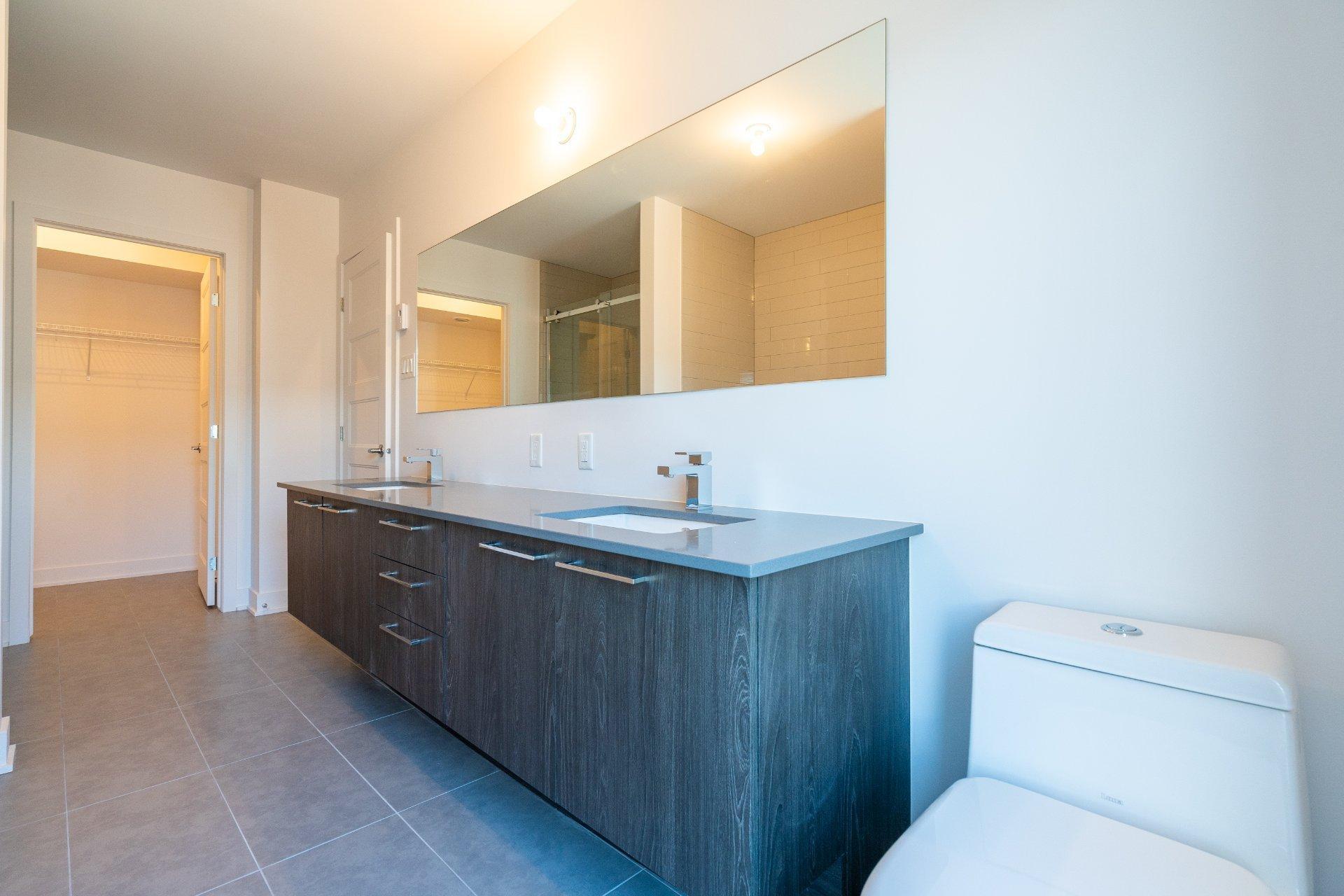 









421


Av. Jenkins

,
Montréal (Lachine),




QC
H8S0B9


