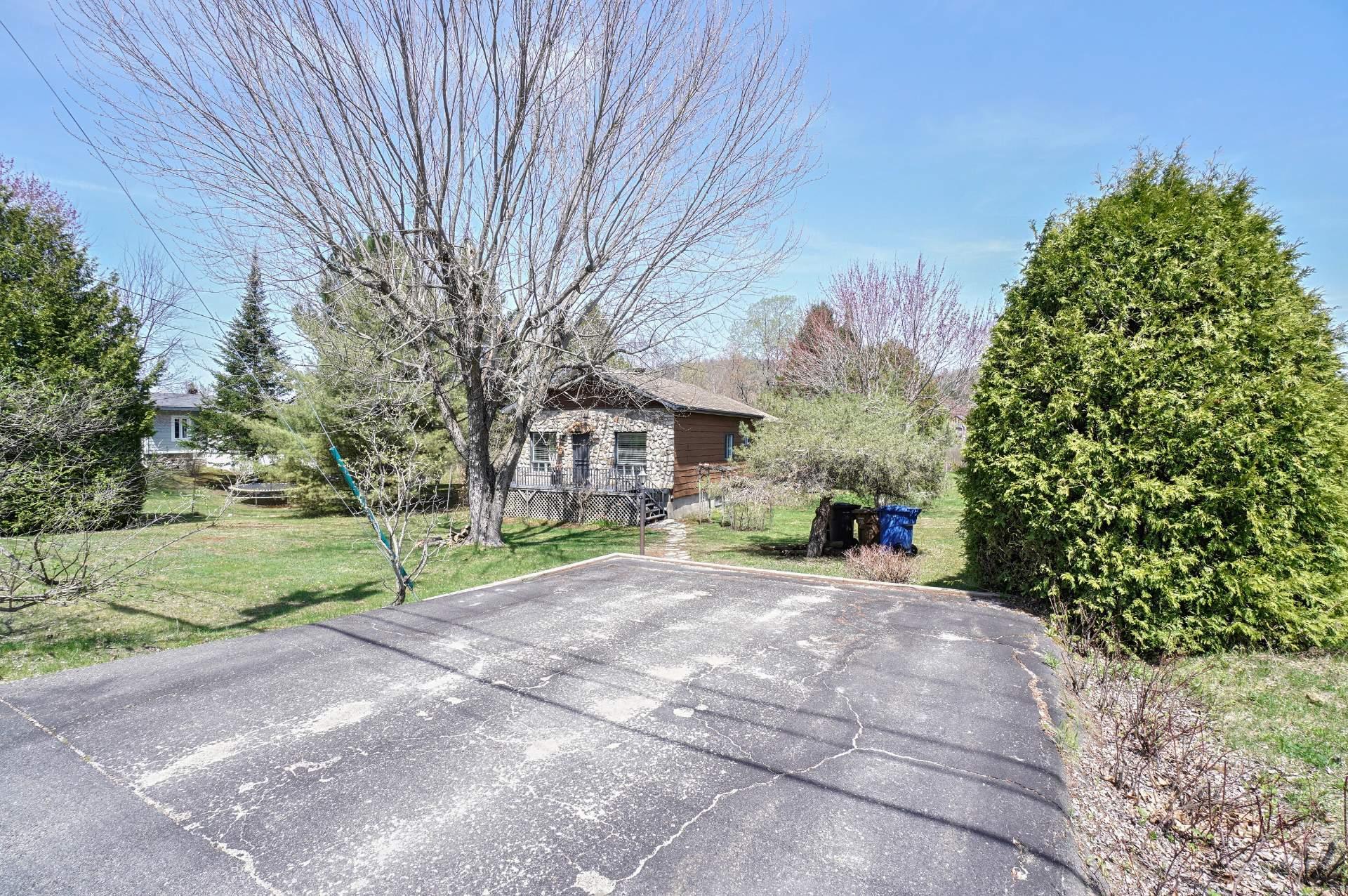 









6141


Rue Morin

,
Val-Morin,




QC
J0T2R0

