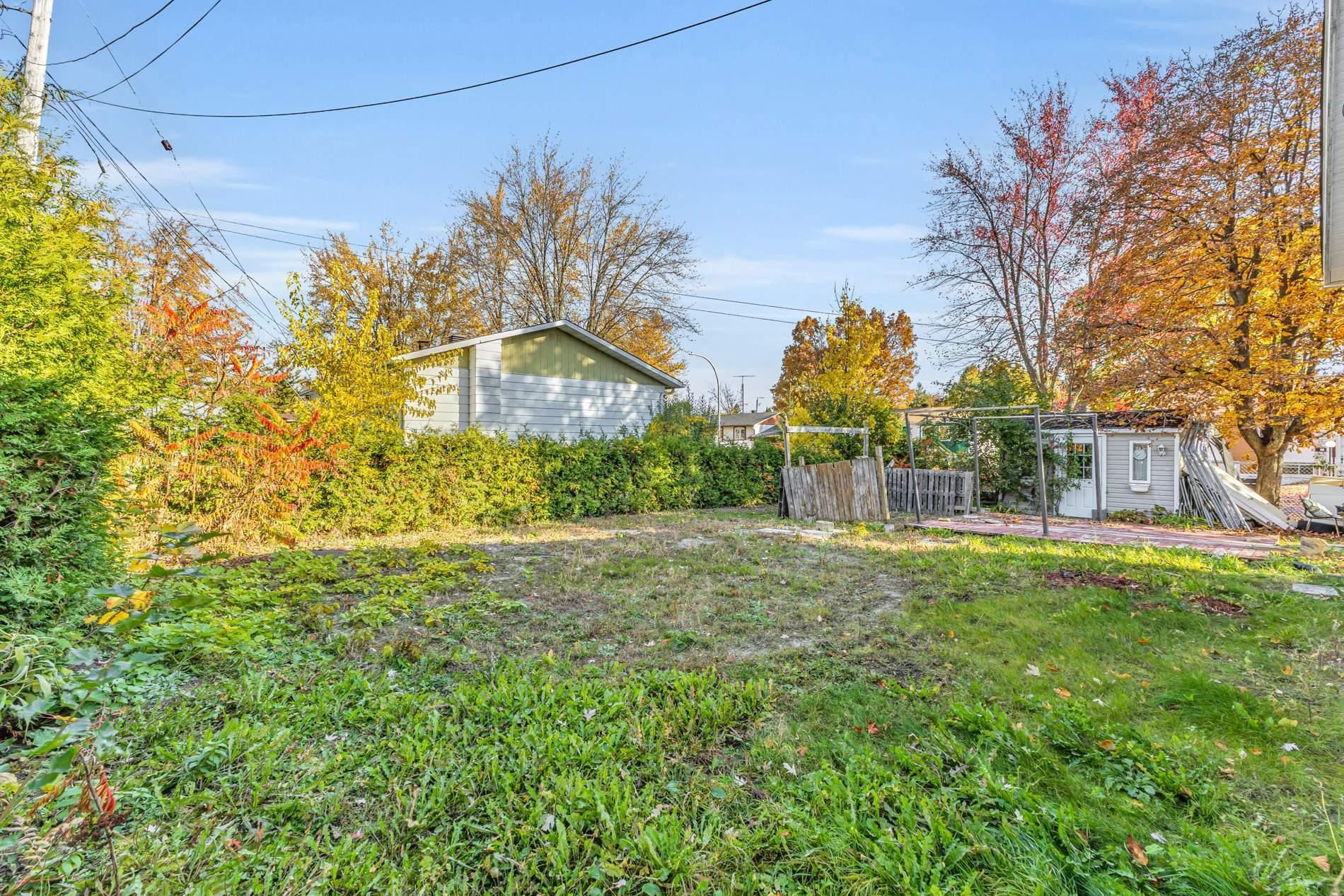 









121


Rue Nadon

,
Laval (Sainte-Rose),




QC
H7L1T4

