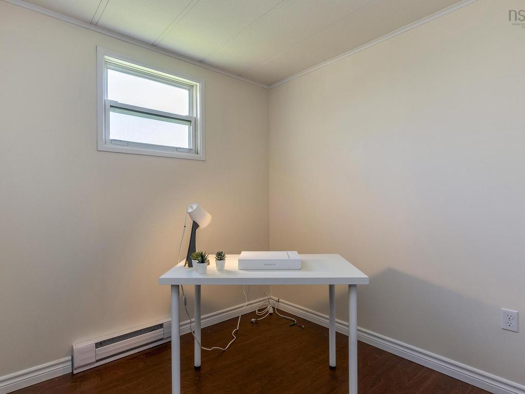 












7 Boutilier Drive

,
Sackville,




NS
B4E 2Y1

