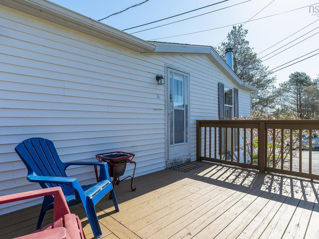 












7 Boutilier Drive

,
Sackville,




NS
B4E 2Y1


