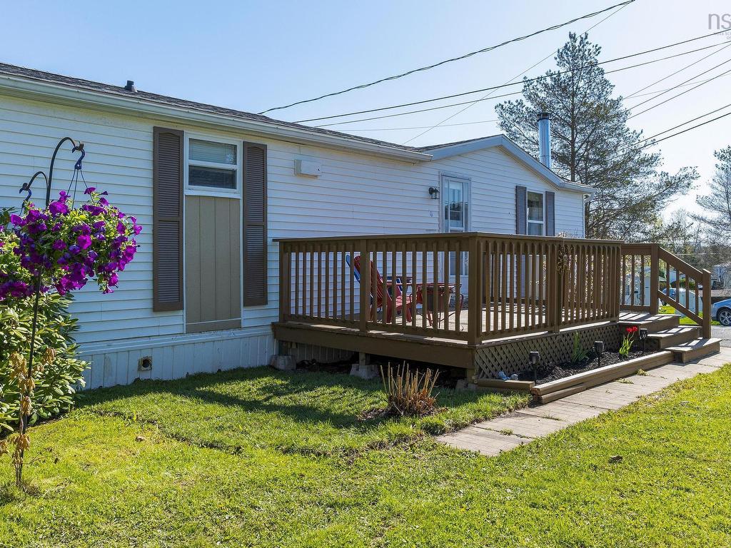 












7 Boutilier Drive

,
Sackville,




NS
B4E 2Y1

