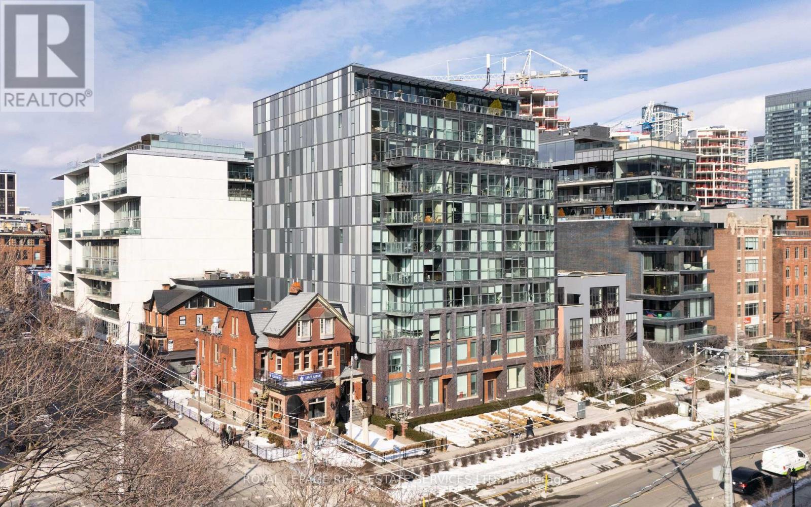 












611 - 508 WELLINGTON STREET W

,
Toronto,




Ontario
M5V1E3

