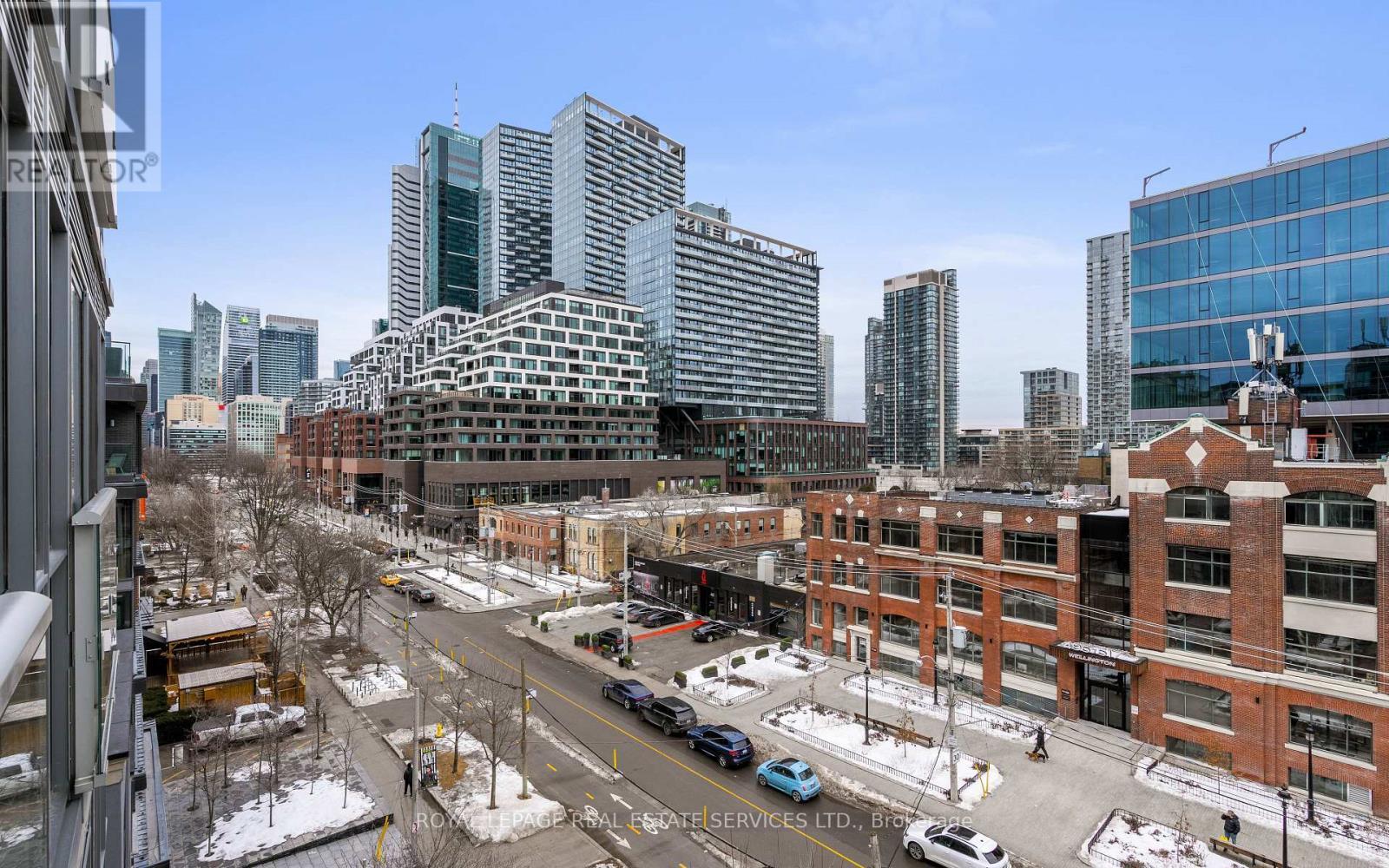 












611 - 508 WELLINGTON STREET W

,
Toronto,




Ontario
M5V1E3

