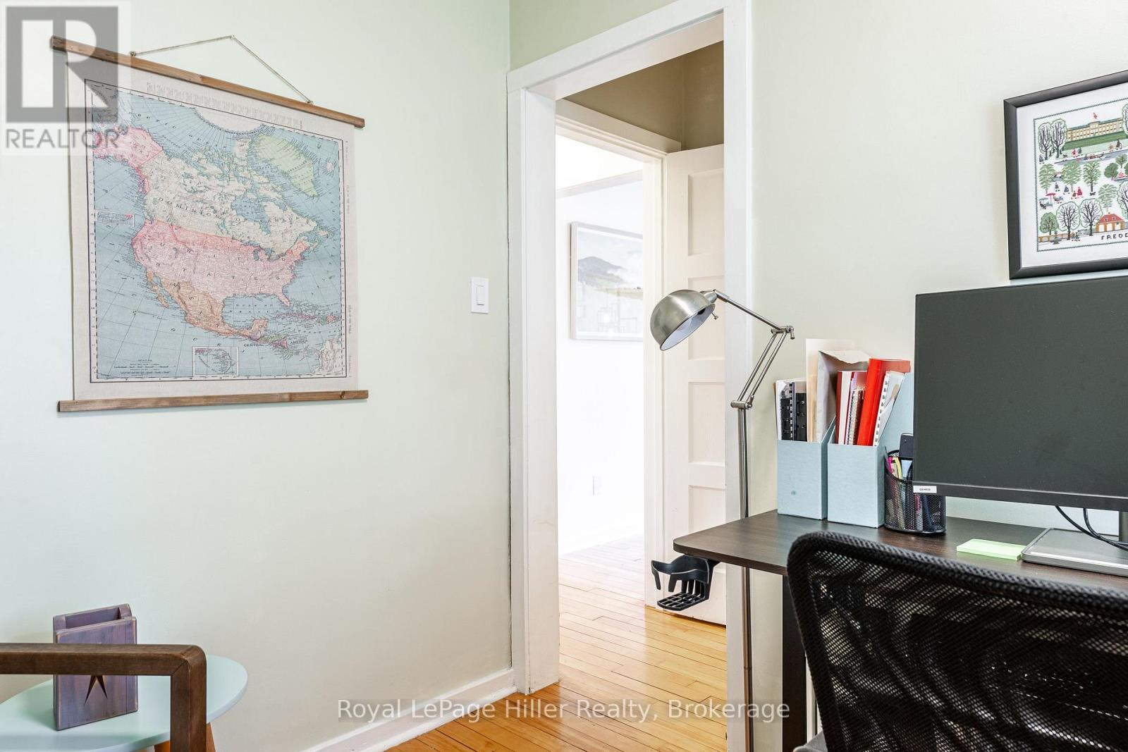 












20 CORIANO STREET

,
Stratford,




Ontario
N5A6C3


