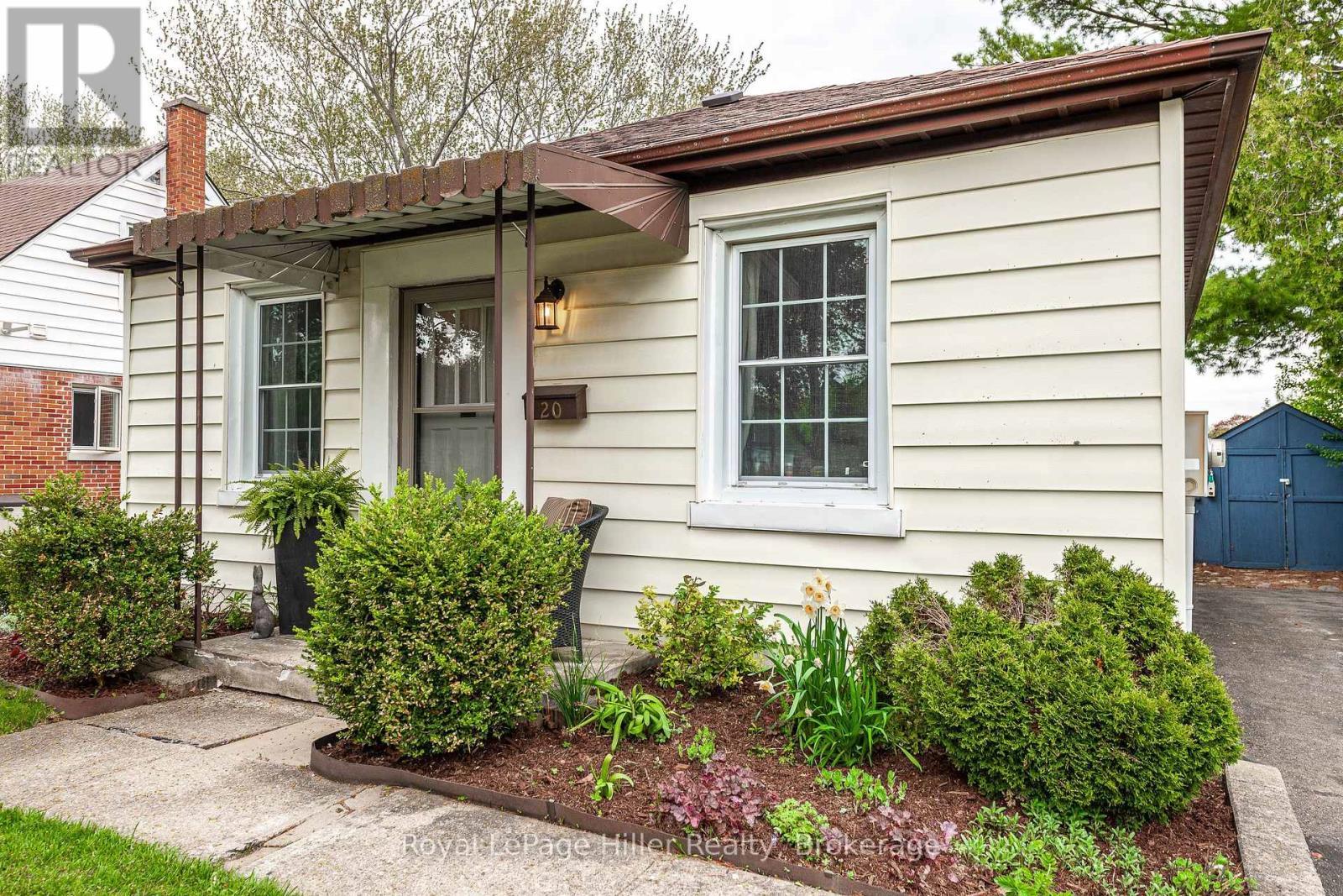 












20 CORIANO STREET

,
Stratford,




Ontario
N5A6C3

