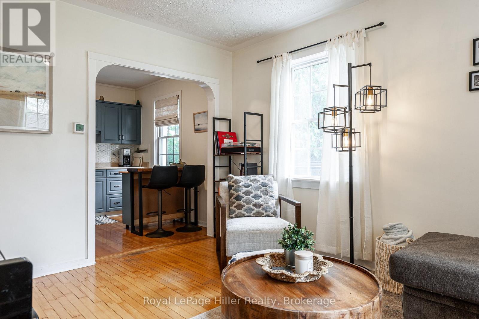 












20 CORIANO STREET

,
Stratford,




Ontario
N5A6C3

