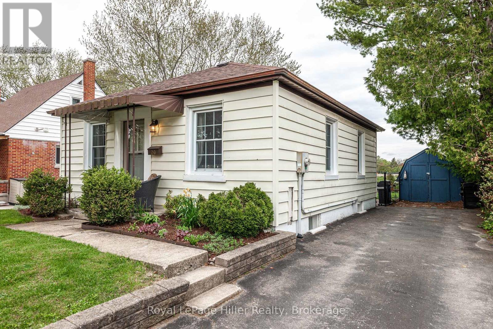 












20 CORIANO STREET

,
Stratford,




Ontario
N5A6C3


