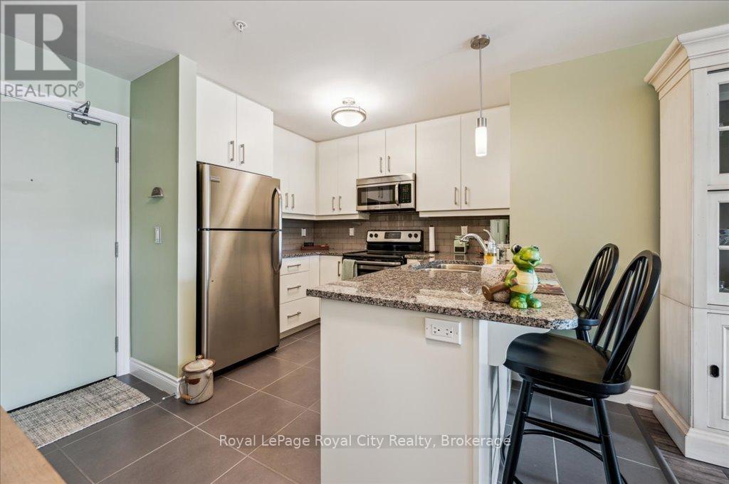 












202 - 106 BARD BOULEVARD

,
Guelph (Pineridge/Westminster Woods),




Ontario
N1L0L8

