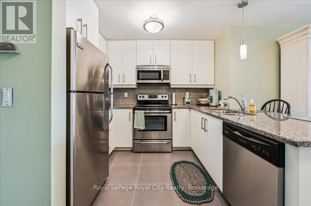 












202 - 106 BARD BOULEVARD

,
Guelph (Pineridge/Westminster Woods),




Ontario
N1L0L8

