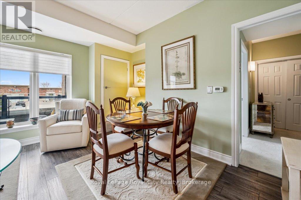 












202 - 106 BARD BOULEVARD

,
Guelph (Pineridge/Westminster Woods),




Ontario
N1L0L8

