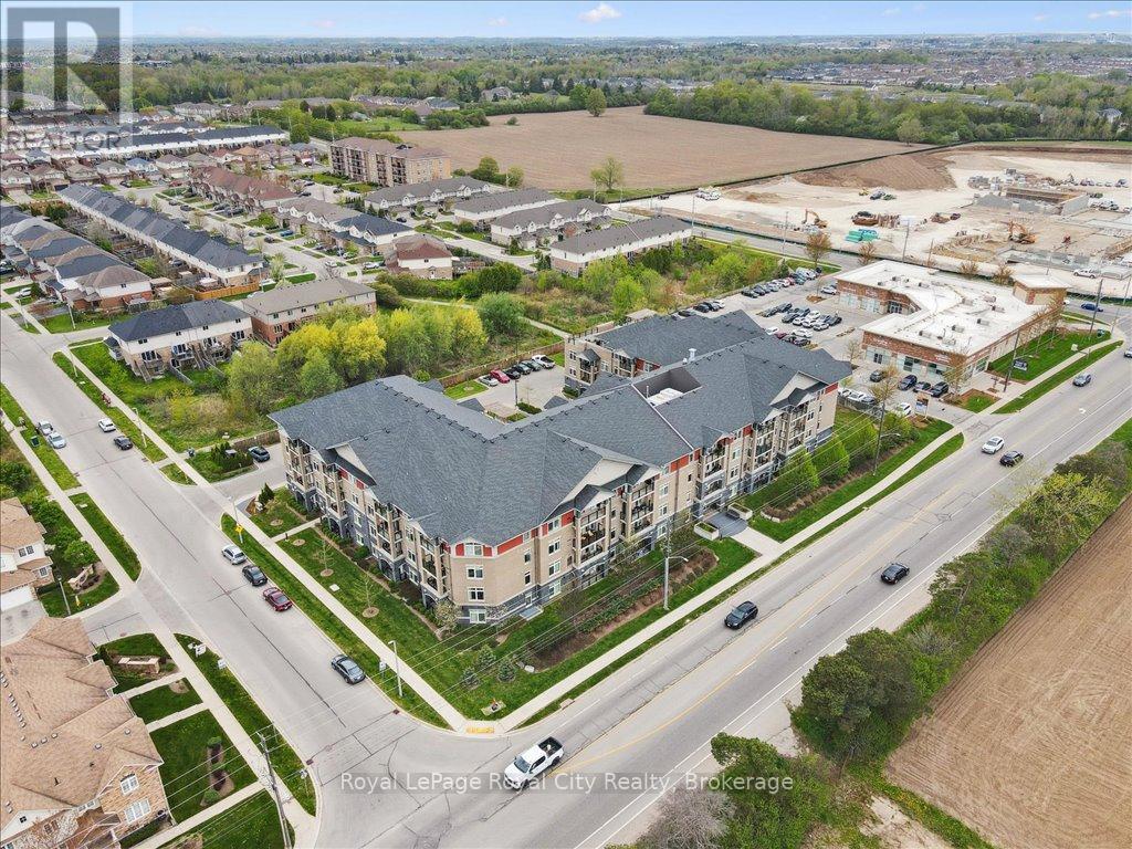 












202 - 106 BARD BOULEVARD

,
Guelph (Pineridge/Westminster Woods),




Ontario
N1L0L8

