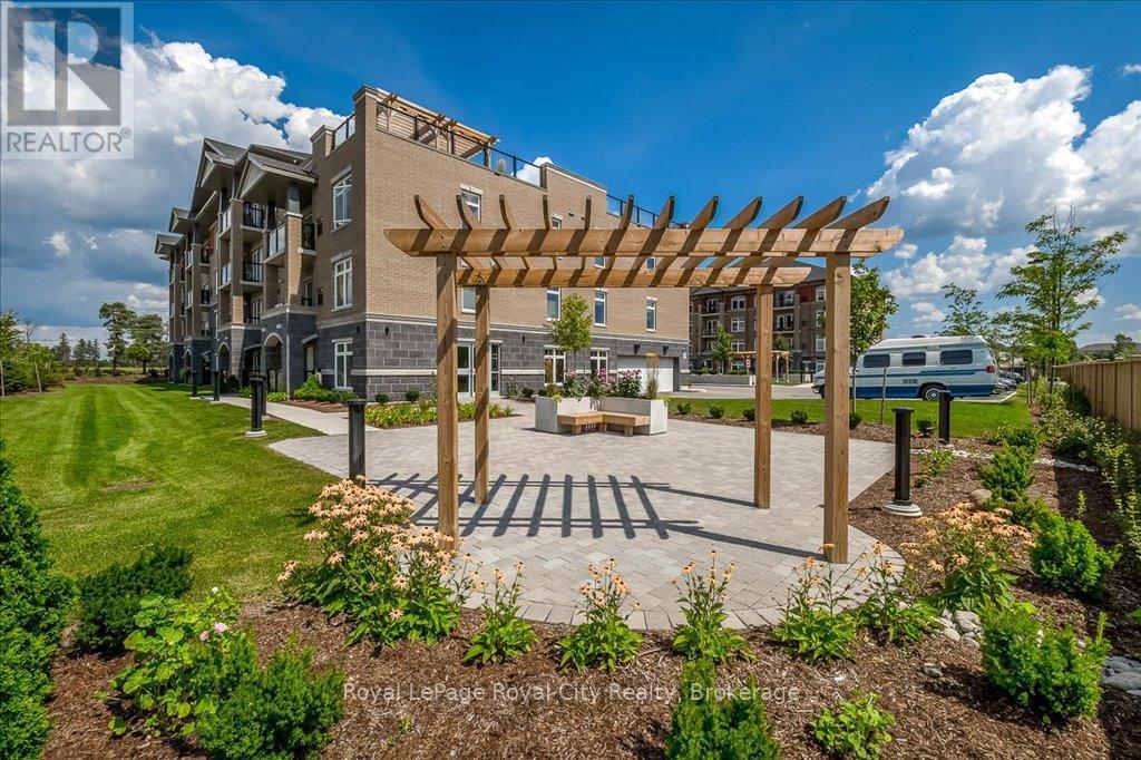 












202 - 106 BARD BOULEVARD

,
Guelph (Pineridge/Westminster Woods),




Ontario
N1L0L8

