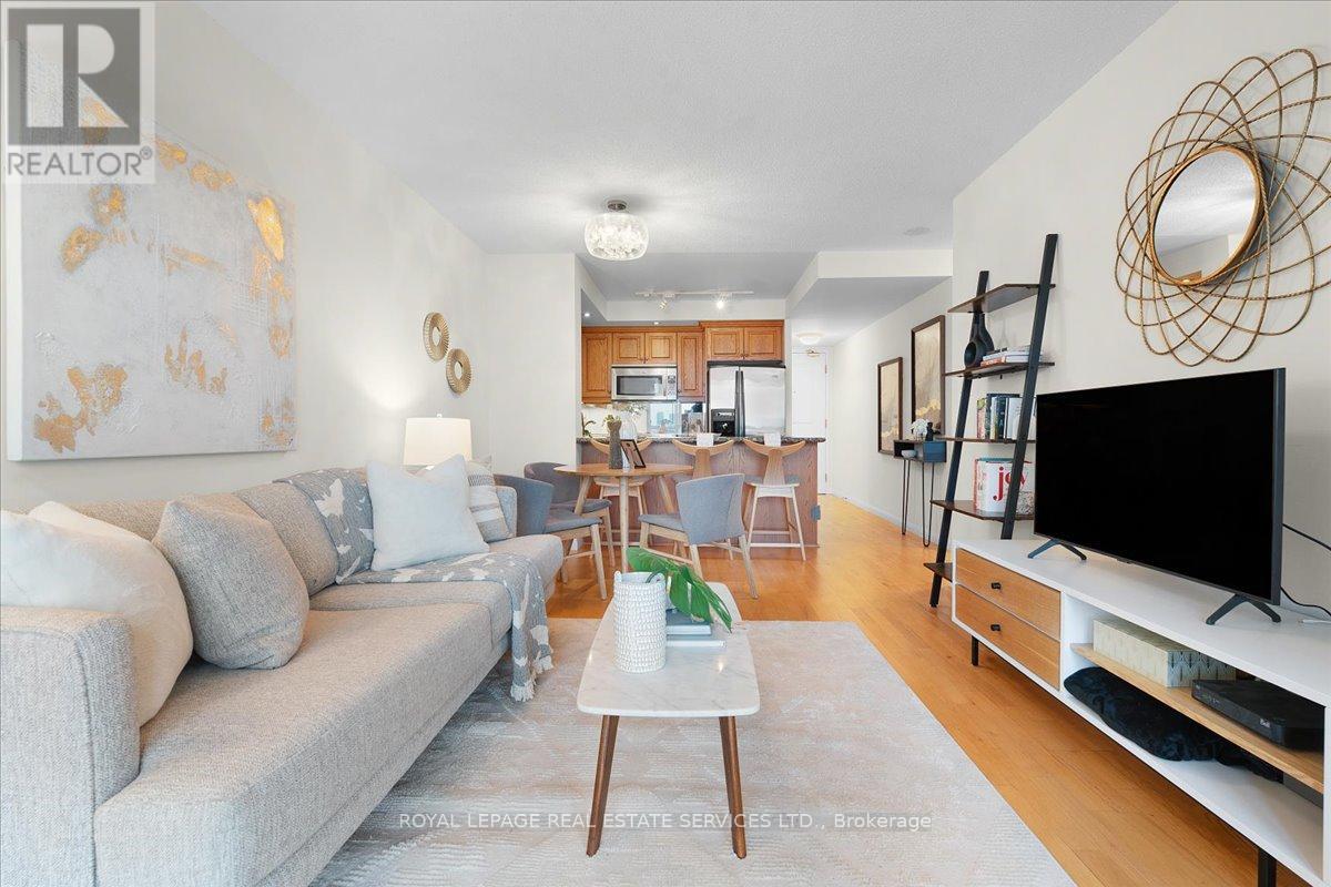 












1108 - 900 MOUNT PLEASANT ROAD

,
Toronto,




Ontario
M4P3J9

