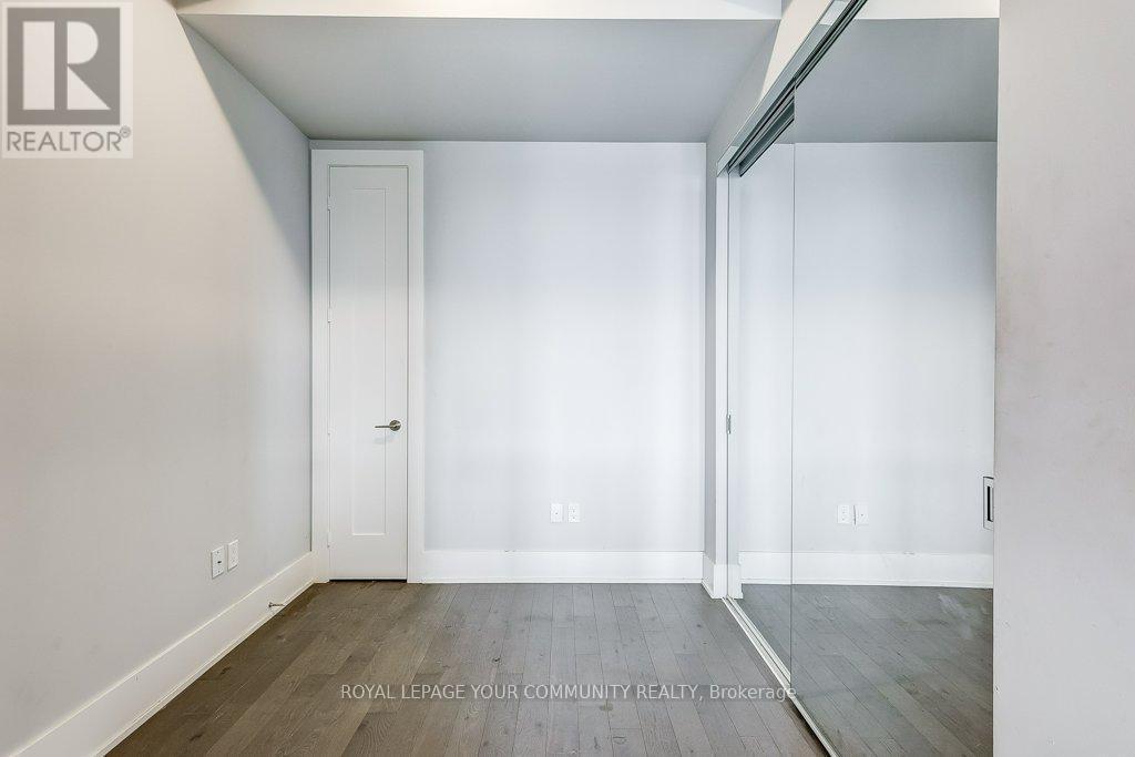 












2712 - 330 RICHMOND STREET W

,
Toronto,




Ontario
M5V1X2

