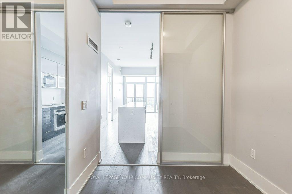 












2712 - 330 RICHMOND STREET W

,
Toronto,




Ontario
M5V1X2


