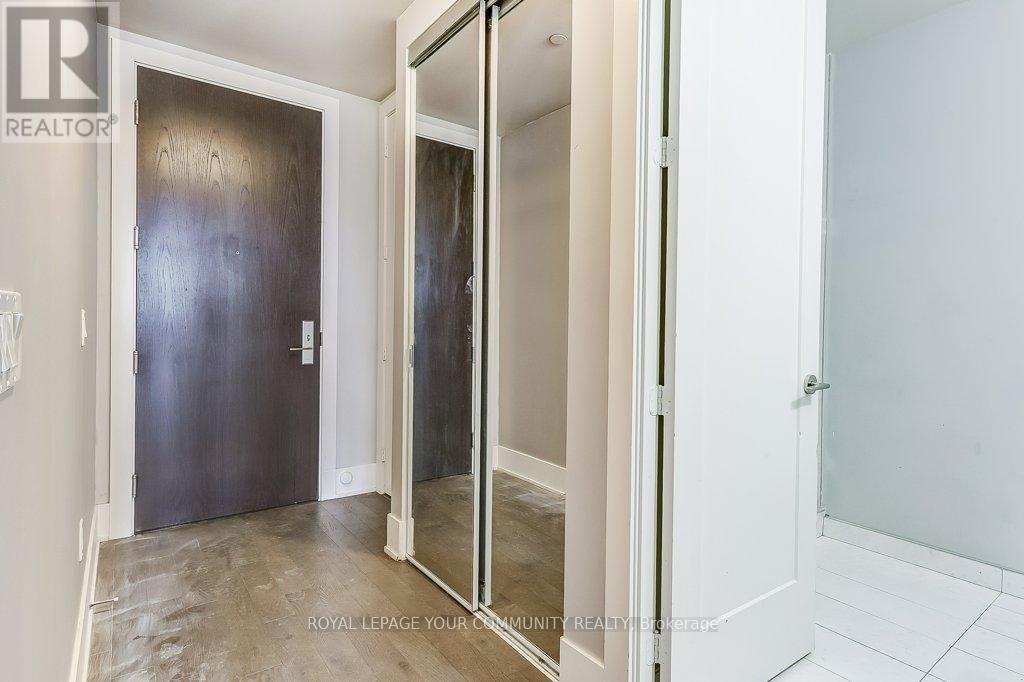 












2712 - 330 RICHMOND STREET W

,
Toronto,




Ontario
M5V1X2

