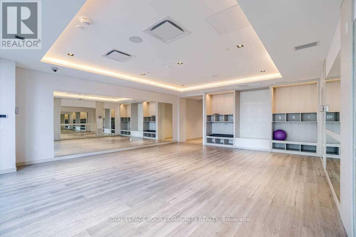 












2712 - 330 RICHMOND STREET W

,
Toronto,




Ontario
M5V1X2

