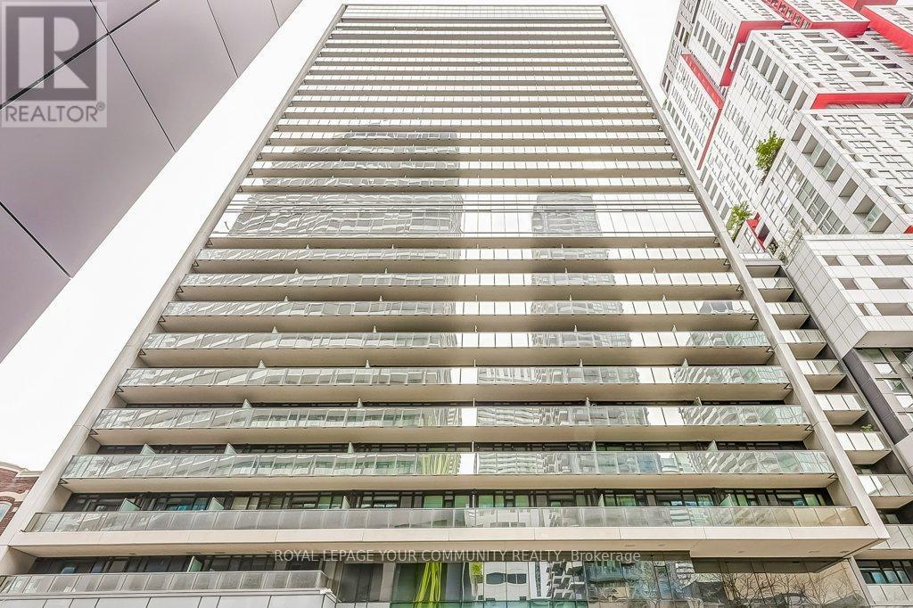 












2712 - 330 RICHMOND STREET W

,
Toronto,




Ontario
M5V1X2

