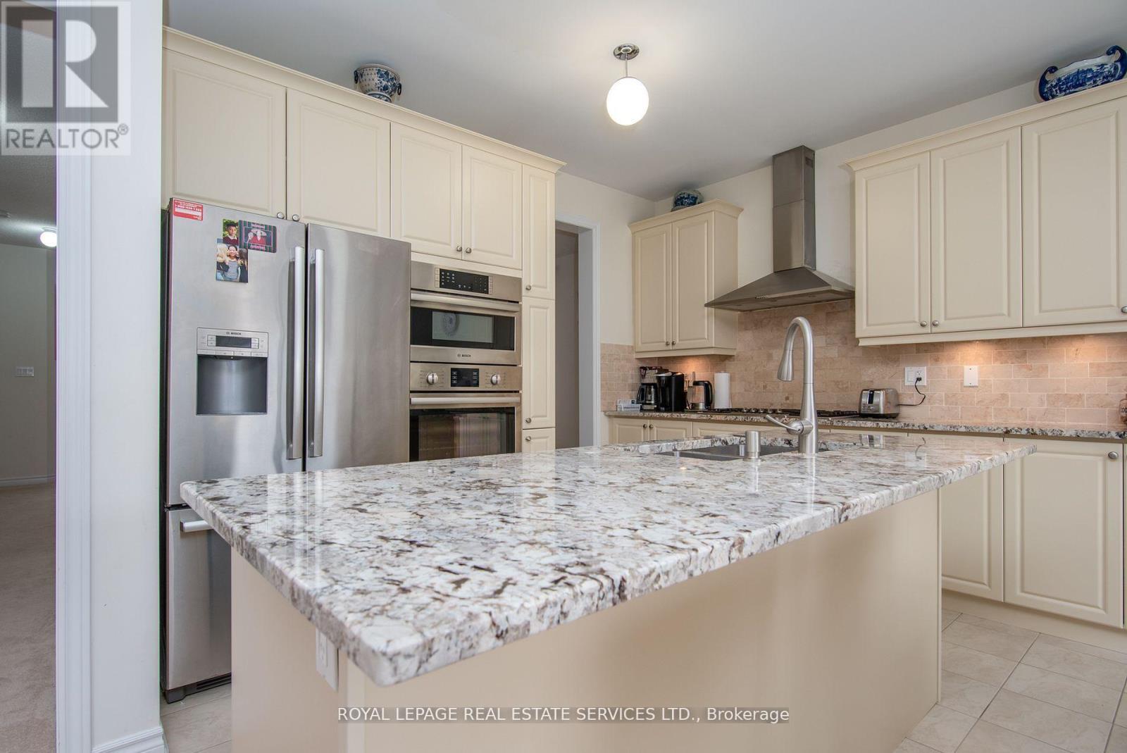












757 HALBERT DRIVE

,
Shelburne,




Ontario
L0N1S2

