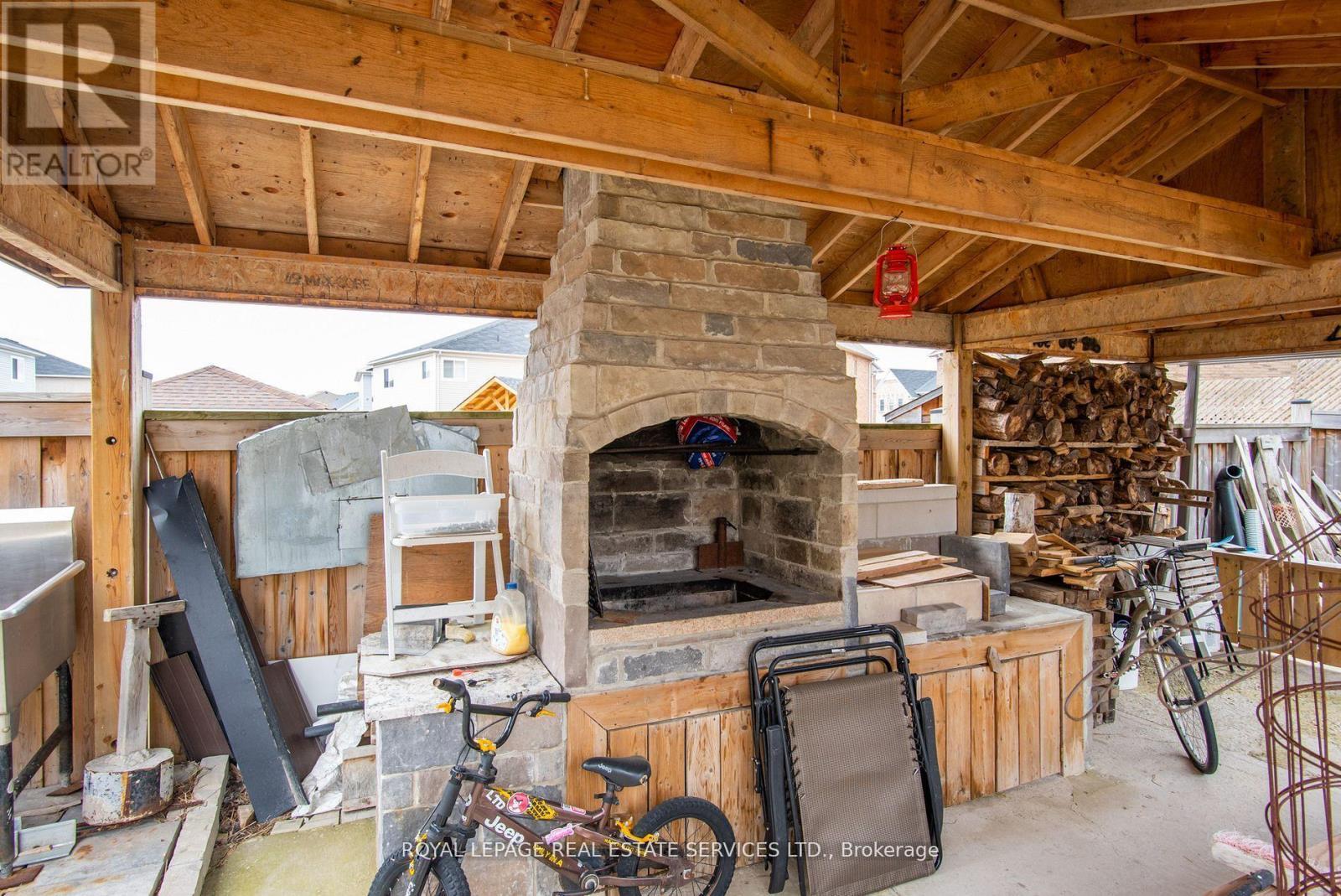 












757 HALBERT DRIVE

,
Shelburne,




Ontario
L0N1S2


