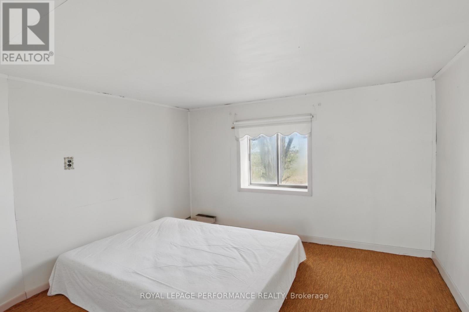 












3300 COUNTY RD 14 CONCESSION

,
East Hawkesbury,




Ontario
K0B1B0

