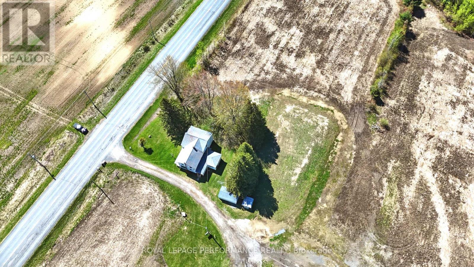 












3300 COUNTY RD 14 CONCESSION

,
East Hawkesbury,




Ontario
K0B1B0

