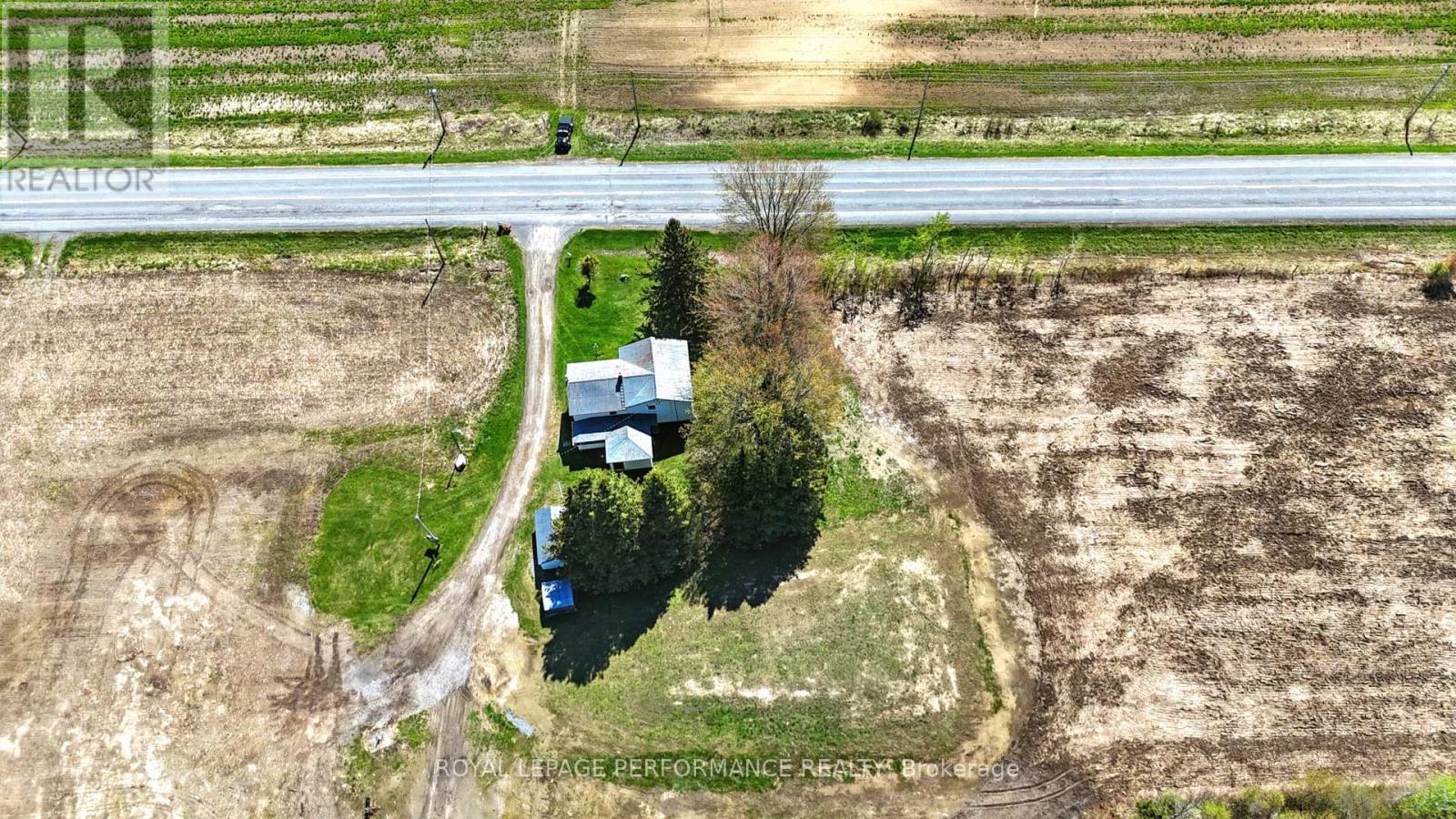 












3300 COUNTY RD 14 CONCESSION

,
East Hawkesbury,




Ontario
K0B1B0

