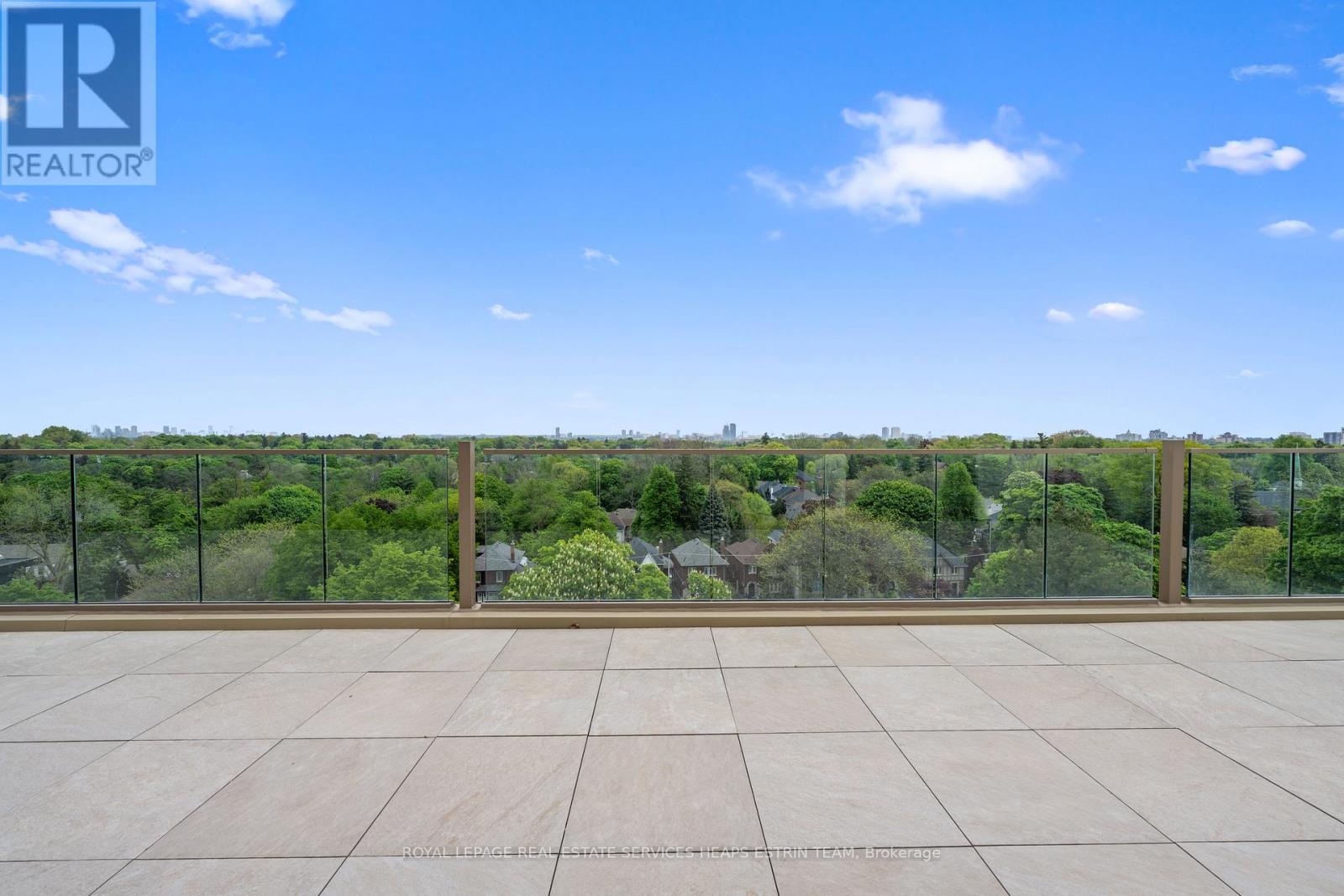 












PH02 - 1 STRATHGOWAN AVENUE

,
Toronto,




Ontario
M4N2H8

