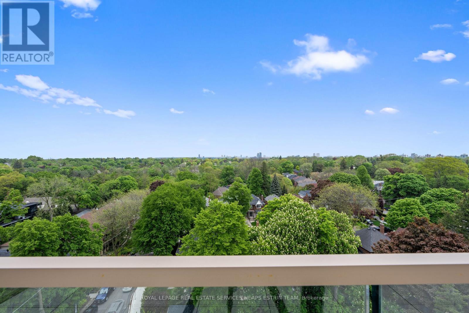 












PH02 - 1 STRATHGOWAN AVENUE

,
Toronto,




Ontario
M4N2H8

