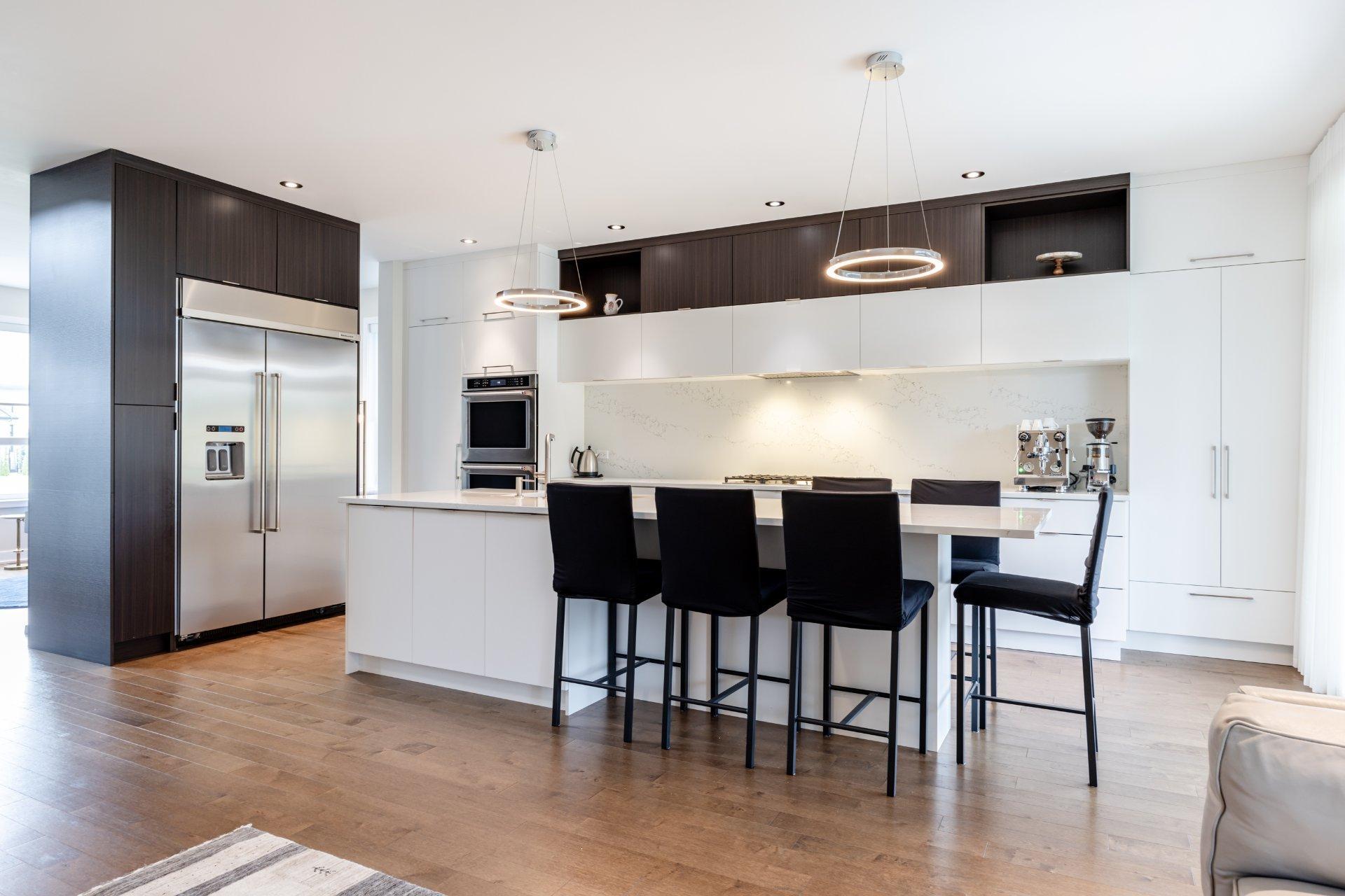 









7730


Rue de Liverpool

,
Brossard,




QC
J4Y0J6

